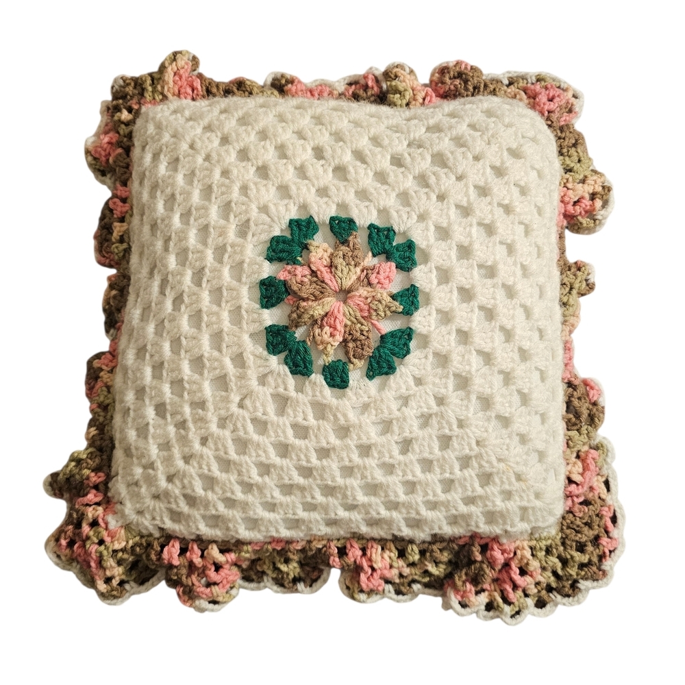 Crocheted Ruffle Throw Accent Pillow Vintage Floral Romantic Bedroom Decor